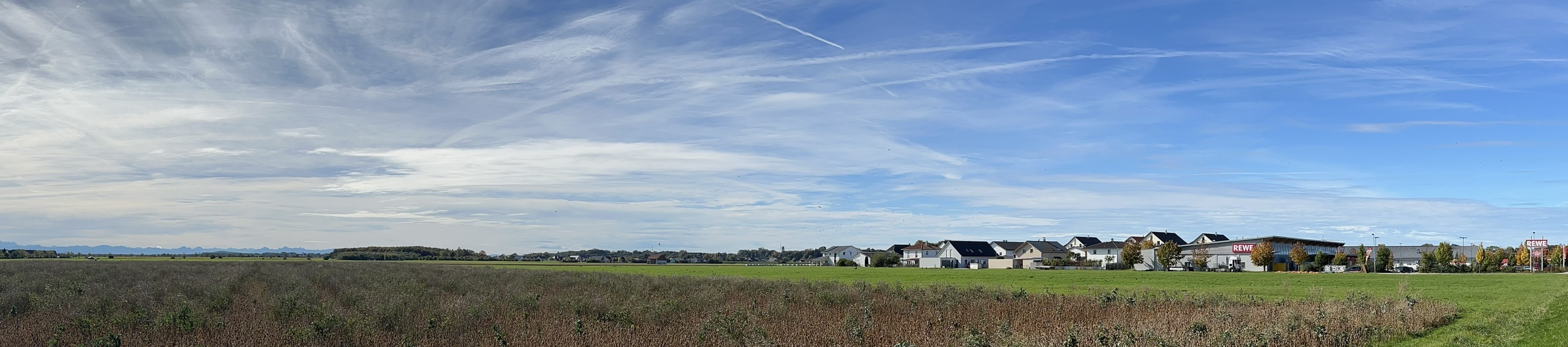 Feld vor Untermeitingen.